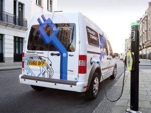 AZD Ford Transit Connect Electric 2011 года 